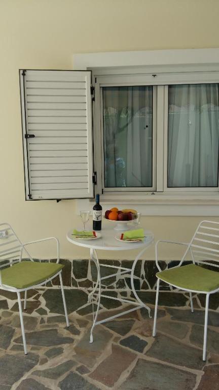 Nn Spata Rooms & Suites Near Athens Airport Bagian luar foto